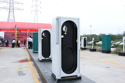 致聯(lián)前海43車(chē)位快速充電站盛大揭幕，開(kāi)啟智慧充電運(yùn)營(yíng)新模式